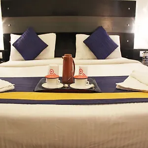 ** Hotel Oyo 605 Camria India