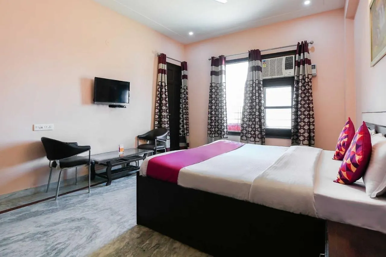 ***  Collection O The Orchid Hotel Near Omaxe Celebration Mall Gurgaon India